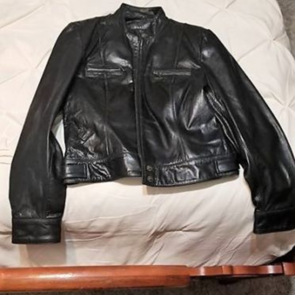 NEW Womens Black Leather Jacket NEVER WORN !